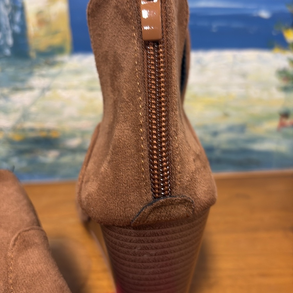 Brown Wedge faux suede Ankle Boots - Picture 3 of 3